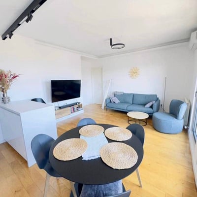 Аренда стильной 2-комнатной квартиры, 50 м², центр города, Сербия